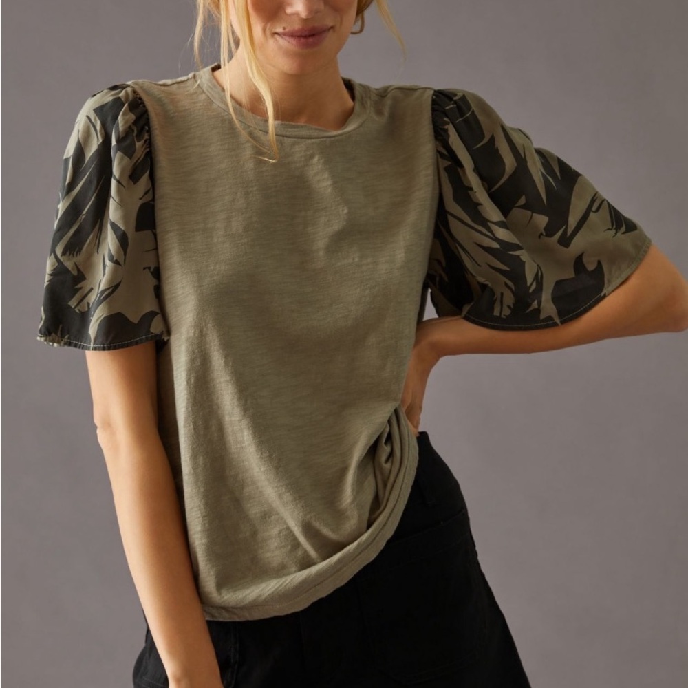 T.La Woven Flutter Sleeve Tee